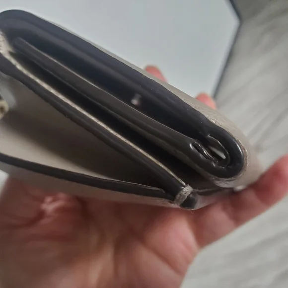 Fendi Small Wallet - Picture 9 of 12